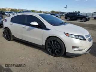 2013 Chevrolet Volt z VIN 1G1RH6E45DU113688, wystawiony jako Copart lot #60438744 z przebiegiem 106 720 mil mil oraz Szkoda całkowita • Salvage title. Historia ofert i sprzedaży dostępna na DreamBid. Obrazek 4.
