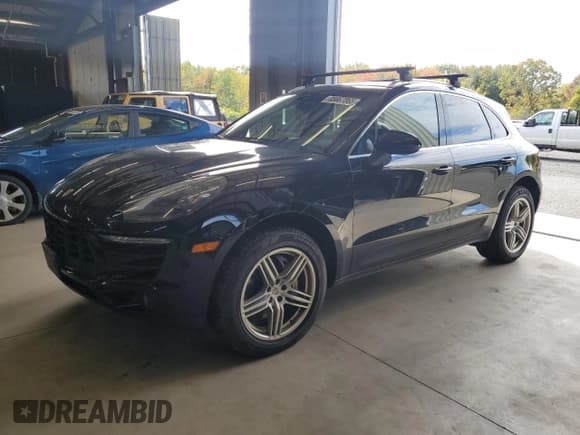 ✅ 2018 Porsche Macan S • VIN: WP1AB2A55JLB39382 • Lot: 85667865. Listed on Copart with 171,554 mi. Free auction sales archive from the USA and detailed vehicle history report at DreamBid. Image 1.
