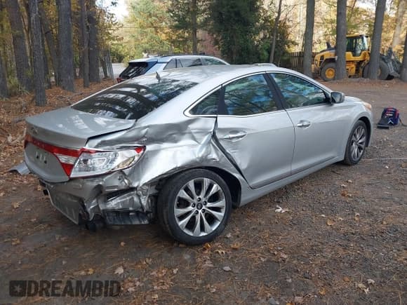 ✅ 2014 Hyundai Azera • VIN: KMHFG4JGXEA350953 • Lot: 43634144. Listed on IAAI with 192,563 mi. Free auction sales archive from the USA and detailed vehicle history report at DreamBid. Image 4.