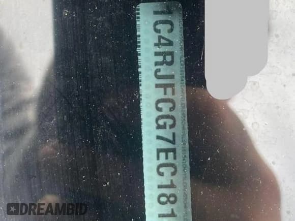 ✅ 2014 Jeep Grand Cherokee Overland • VIN: 1C4RJFCG7EC181541 • Lot: 71310765. Listed on Copart with 226,757 mi. Free auction sales archive from the USA and detailed vehicle history report at DreamBid. Image 10.