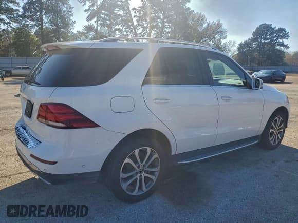 ✅ 2018 Mercedes-Benz GLE 350 • VIN: 4JGDA5JB2JB201590 • Lot: 95258145. Listed on Copart with 147,160 mi. Free auction sales archive from the USA and detailed vehicle history report at DreamBid. Image 3.