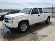 ✅ 2006 Chevrolet Silverado 1500 LT2 • VIN: 1GCEK19B56Z207532 • Лот: 54213065. Опубликован ранее на Copart с пробегом 175 177 миль. Бесплатный доступ к архиву аукционных продаж из США и подробный отчёт об истории автомобиля на DreamBid. Изображение 1.