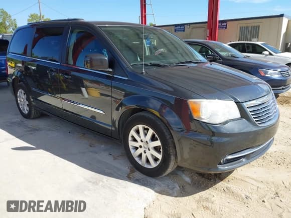 ✅ 2012 Chrysler Town & Country Touring • VIN: 2C4RC1BG8CR255357 • Lot: 43634371. Wystawiony na IAAI z przebiegiem 200 160 mil. Bezpłatny archiwum sprzedaży aukcyjnych z USA i szczegółowy raport historii pojazdu na DreamBid. Zdjęcie 1.
