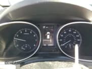 ✅ 2018 Hyundai Santa Fe 2.4L • VIN: 5XYZUDLB0JG570897 • Lot: 68774123. Wystawiony na Copart z przebiegiem 83 988 mil. Bezpłatny archiwum sprzedaży aukcyjnych z USA i szczegółowy raport historii pojazdu na DreamBid. Zdjęcie 9.