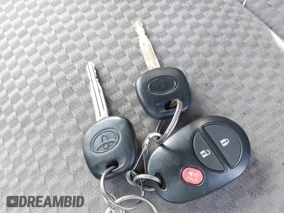 ✅ 2012 Toyota Tacoma • VIN: 3TMMU4FN6CM048961 • Lot: 43537105. Listed on IAAI with 138,890 mi. Free auction sales archive from the USA and detailed vehicle history report at DreamBid. Image 11.