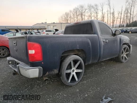 ✅ 2008 Chevrolet Silverado 1500 • VIN: 1GCEC14J78Z184107 • Лот: 84235864. Опубликован ранее на Copart с пробегом Не указан. Бесплатный доступ к архиву аукционных продаж из США и подробный отчёт об истории автомобиля на DreamBid. Изображение 3.