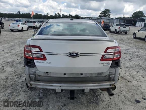 ✅ 2016 Ford Taurus Limited • VIN: 1FAHP2J80GG128423 • Lot: 62987065. Listed on Copart with 156,991 mi. Free auction sales archive from the USA and detailed vehicle history report at DreamBid. Image 6.