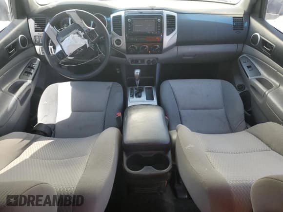 ✅ 2015 Toyota Tacoma • VIN: 3TMLU4EN3FM194963 • Лот: 54074415. Опубликован ранее на Copart с пробегом 170 864 миль. Бесплатный доступ к архиву аукционных продаж из США и подробный отчёт об истории автомобиля на DreamBid. Изображение 8.