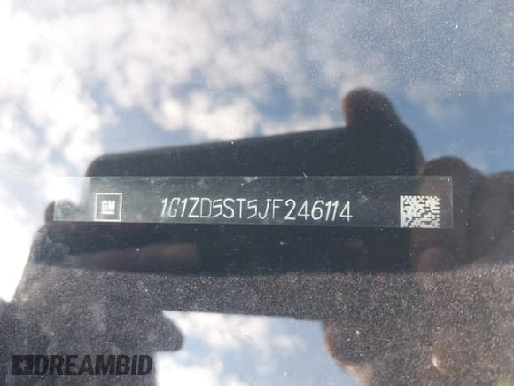 ✅ 2018 Chevrolet Malibu LT • VIN: 1G1ZD5ST5JF246114 • Lot: 43503420. Listed on IAAI with 49,558 mi. Free auction sales archive from the USA and detailed vehicle history report at DreamBid. Image 9.