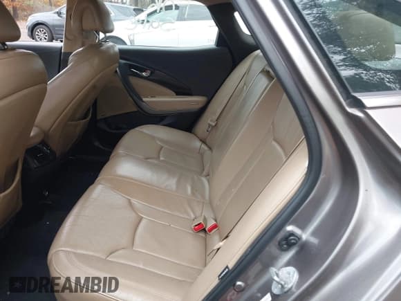 ✅ 2012 Hyundai Azera • VIN: KMHFG4JGXCA122190 • Лот: 43611007. Опубликован ранее на IAAI с пробегом 118 025 миль. Бесплатный доступ к архиву аукционных продаж из США и подробный отчёт об истории автомобиля на DreamBid. Изображение 8.