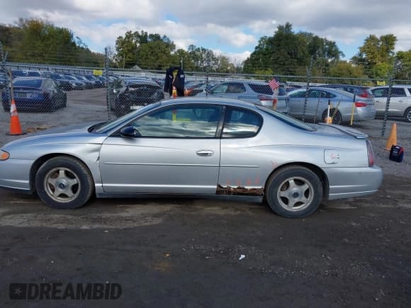 ✅ 2004 Chevrolet Monte Carlo LS • VIN: 2G1WW12E249399506 • Лот: 43571722. Опубликован ранее на IAAI с пробегом 196 412 миль. Бесплатный доступ к архиву аукционных продаж из США и подробный отчёт об истории автомобиля на DreamBid. Изображение 14.