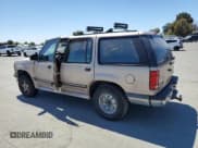 ✅ 1993 Ford Explorer Eddie Bauer • VIN: 1FMDU34X3PUA92606 • Лот: 57672895. Опубликован ранее на Copart с пробегом 72 606 миль. Бесплатный доступ к архиву аукционных продаж из США и подробный отчёт об истории автомобиля на DreamBid. Изображение 2.