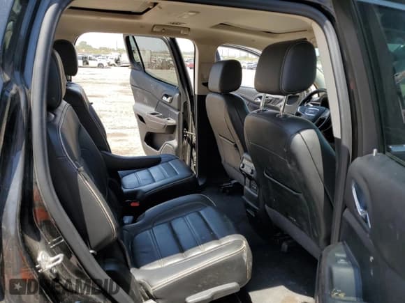 ✅ 2022 GMC Acadia Denali • VIN: 1GKKNXLS4NZ142522 • Lot: 90290785. Wystawiony na Copart z przebiegiem 50 050 mil. Bezpłatny archiwum sprzedaży aukcyjnych z USA i szczegółowy raport historii pojazdu na DreamBid. Zdjęcie 10.