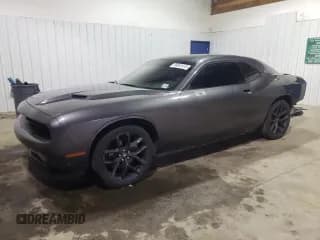 ✅ 2021 Dodge Challenger SXT • VIN: 2C3CDZAG5MH641605 • Lot: 45361613. Wystawiony na Copart z przebiegiem 40 551 mil. Bezpłatny archiwum sprzedaży aukcyjnych z USA i szczegółowy raport historii pojazdu na DreamBid. Zdjęcie 1.