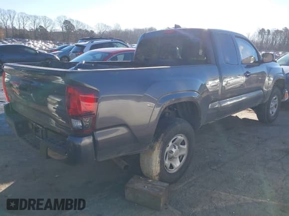 ✅ 2023 Toyota Tacoma SR • VIN: 3TYSX5EN4PT022505 • Лот: 41275106. Опубликован ранее на IAAI с пробегом 16 384 миль. Бесплатный доступ к архиву аукционных продаж из США и подробный отчёт об истории автомобиля на DreamBid. Изображение 4.