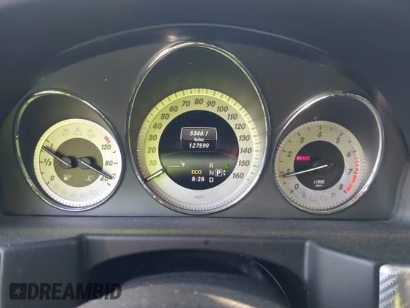 ✅ 2014 Mercedes-Benz GLK 350 • VIN: WDCGG5HB0EG311711 • Lot: 43388175. Listed on IAAI with 127,599 mi. Free auction sales archive from the USA and detailed vehicle history report at DreamBid. Image 7.