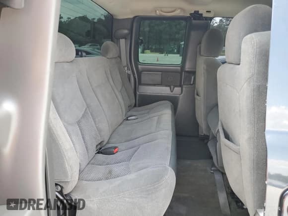 ✅ 2005 Chevrolet Silverado 1500 LS • VIN: 2GCEC19V851279114 • Лот: 68869414. Опубликован ранее на Copart с пробегом 244 892 миль. Бесплатный доступ к архиву аукционных продаж из США и подробный отчёт об истории автомобиля на DreamBid. Изображение 10.