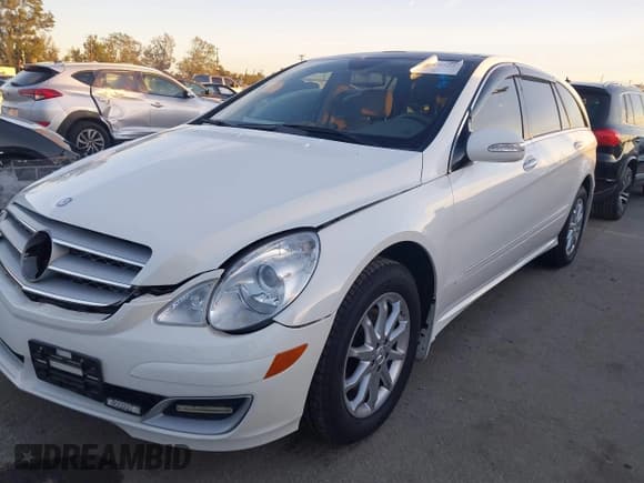 ✅ 2007 Mercedes-Benz R 3.5L • VIN: 4JGCB65E97A055044 • Lot: 43819922. Listed on IAAI with 75,290 mi. Free auction sales archive from the USA and detailed vehicle history report at DreamBid. Image 2.