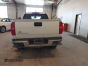 ✅ 2022 Chevrolet Colorado 2WD Work Truck • VIN: 1GCGSBEA7N1306183 • Лот: 42230862. Опубликован ранее на IAAI с пробегом 14 471 миль. Бесплатный доступ к архиву аукционных продаж из США и подробный отчёт об истории автомобиля на DreamBid. Изображение 17.