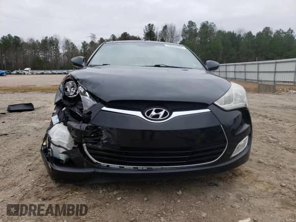 2017 Hyundai Veloster z VIN KMHTC6AD1HU316967, wystawiony jako Copart lot #70850482 z przebiegiem 52 846 mil mil oraz . Historia ofert i sprzedaży dostępna na DreamBid. Obrazek 5.