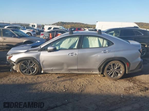 ✅ 2022 Subaru WRX • VIN: JF1VBAA69N9026033 • Lot: 43623007. Listed on IAAI with Not provided. Free auction sales archive from the USA and detailed vehicle history report at DreamBid. Image 13.