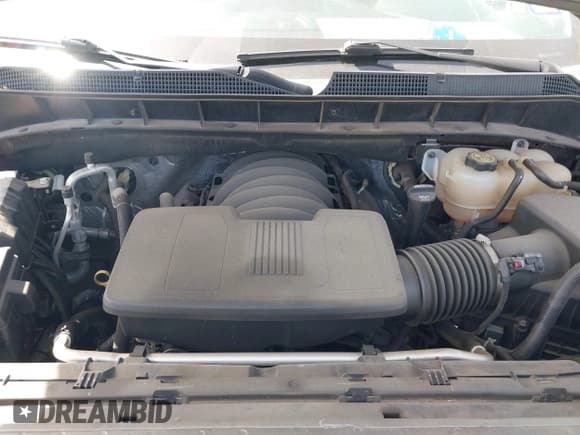 ✅ 2019 Chevrolet Silverado 1500 LTZ • VIN: 3GCUYGED1KG265152 • Lot: 42260338. Wystawiony na IAAI z przebiegiem 72 448 mil. Bezpłatny archiwum sprzedaży aukcyjnych z USA i szczegółowy raport historii pojazdu na DreamBid. Zdjęcie 10.