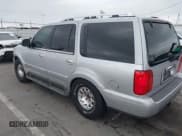 ✅ 1998 Lincoln Navigator • VIN: 5LMRU27L7WLJ33443 • Lot: 42201858. Listed on IAAI with 236,032 mi. Free auction sales archive from the USA and detailed vehicle history report at DreamBid. Image 3.