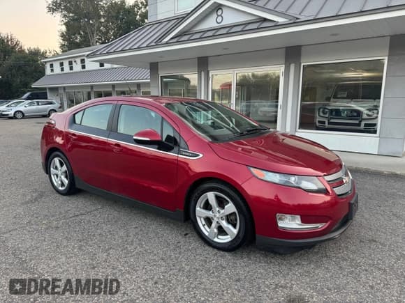 ✅ 2014 Chevrolet Volt • VIN: 1G1RH6E47EU135323 • Lot: 79734784. Wystawiony na Copart z przebiegiem 113 846 mil. Bezpłatny archiwum sprzedaży aukcyjnych z USA i szczegółowy raport historii pojazdu na DreamBid. Zdjęcie 1.