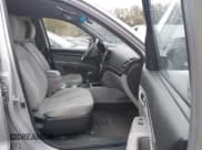 ✅ 2009 Hyundai Santa Fe GLS • VIN: 5NMSG13D99H323565 • Lot: 43534027. Wystawiony na IAAI z przebiegiem 157 196 mil. Bezpłatny archiwum sprzedaży aukcyjnych z USA i szczegółowy raport historii pojazdu na DreamBid. Zdjęcie 5.