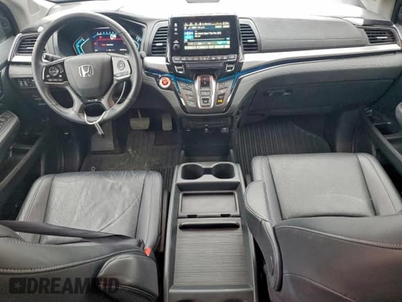 ✅ 2023 Honda Odyssey Touring • VIN: 5FNRL6H83PB005863 • Lot: 95747295. Wystawiony na Copart z przebiegiem 67 638 mil. Bezpłatny archiwum sprzedaży aukcyjnych z USA i szczegółowy raport historii pojazdu na DreamBid. Zdjęcie 8.