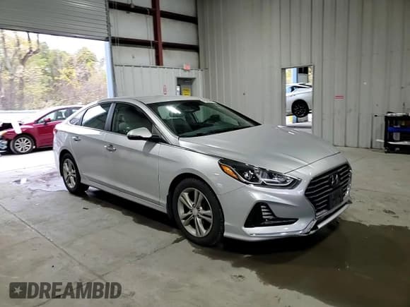 ✅ 2018 Hyundai Sonata Sport Plus • VIN: 5NPE34AFXJH682526 • Лот: 91583245. Опубликован ранее на Copart с пробегом 51 781 миль. Бесплатный доступ к архиву аукционных продаж из США и подробный отчёт об истории автомобиля на DreamBid. Изображение 13.