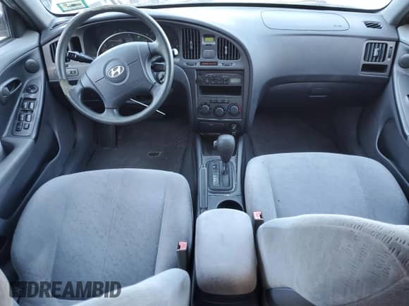 2005 Hyundai Elantra GLS z VIN KMHDN46D65U043418, wystawiony jako Copart lot #74710674 z przebiegiem 243 165 mil mil oraz Czysty tytuł • Clean title. Historia ofert i sprzedaży dostępna na DreamBid. Obrazek 8.