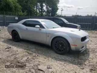 ✅ 2019 Dodge Challenger R/T Scat Pack • VIN: 2C3CDZFJ4KH750137 • Lot: 67030484. Wystawiony na Copart z przebiegiem 20 303 mil. Bezpłatny archiwum sprzedaży aukcyjnych z USA i szczegółowy raport historii pojazdu na DreamBid. Zdjęcie 4.