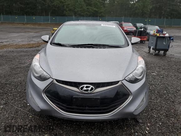✅ 2013 Hyundai Elantra SE • VIN: KMHDH6AE9DU013525 • Лот: 43639555. Опубликован ранее на Copart с пробегом Не указан. Бесплатный доступ к архиву аукционных продаж из США и подробный отчёт об истории автомобиля на DreamBid. Изображение 5.