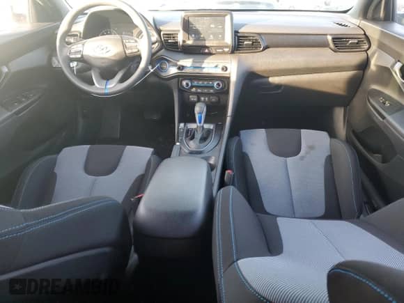 2019 Hyundai Veloster 2.0 z VIN KMHTG6AF6KU019982, wystawiony jako Copart lot #88219405 z przebiegiem 56 849 mil mil oraz Szkoda całkowita • Salvage title. Historia ofert i sprzedaży dostępna na DreamBid. Obrazek 8.