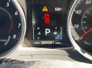 ✅ 2017 Mitsubishi Outlander ES • VIN: JA4AP3AU9HZ070679 • Lot: 43216712. Wystawiony na IAAI z przebiegiem 69 261 mil. Bezpłatny archiwum sprzedaży aukcyjnych z USA i szczegółowy raport historii pojazdu na DreamBid. Zdjęcie 15.