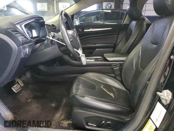 ✅ 2017 Ford Fusion Titanium • VIN: 3FA6P0K96HR124759 • Lot: 61414395. Listed on Copart with 175,655 mi. Free auction sales archive from the USA and detailed vehicle history report at DreamBid. Image 7.