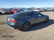 ✅ 2011 Audi A5 Premium Plus • VIN: WAULFAFR0BA075993 • Lot: 89711895. Wystawiony na Copart z przebiegiem Nie podano. Bezpłatny archiwum sprzedaży aukcyjnych z USA i szczegółowy raport historii pojazdu na DreamBid. Zdjęcie 3.