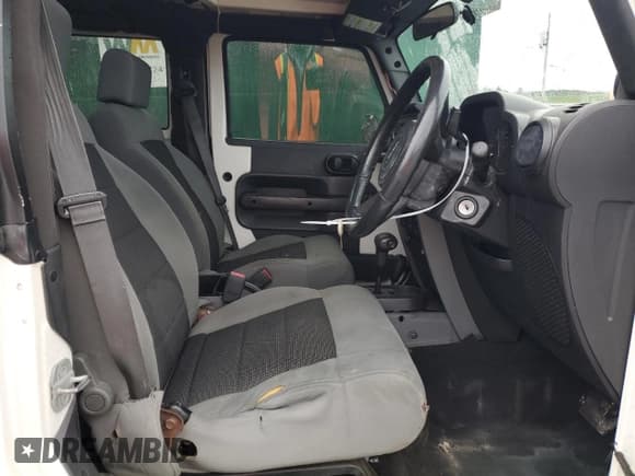 ✅ 2008 Jeep Wrangler X • VIN: 1J4FZ24168L526507 • Lot: 85711354. Listed on Copart with 204,531 mi. Free auction sales archive from the USA and detailed vehicle history report at DreamBid. Image 7.
