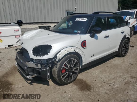 ✅ 2024 MINI Countryman John Cooper Works • VIN: WMZ33BS09R3R45926 • Lot: 62979634. Listed on Copart with 2,993 mi. Free auction sales archive from the USA and detailed vehicle history report at DreamBid. Image 1.