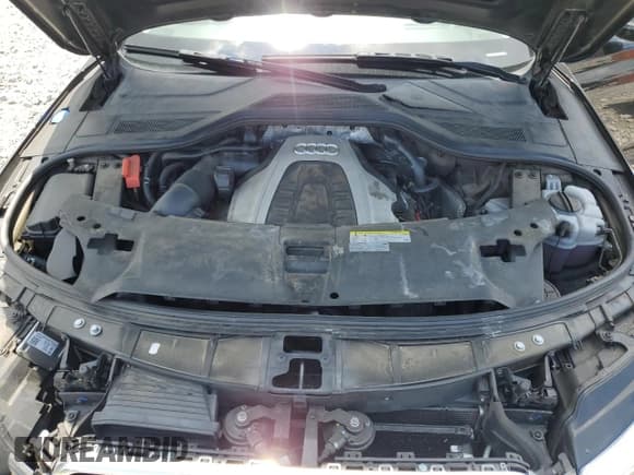 ✅ 2016 Audi A8 3.0T • VIN: WAU34AFD9GN013227 • Лот: 67719275. Опубликован ранее на Copart с пробегом 121 944 миль. Бесплатный доступ к архиву аукционных продаж из США и подробный отчёт об истории автомобиля на DreamBid. Изображение 11.