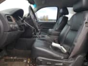 ✅ 2013 Chevrolet Suburban LT • VIN: 1GNSKJE7XDR359184 • Lot: 91702295. Wystawiony na Copart z przebiegiem 234 839 mil. Bezpłatny archiwum sprzedaży aukcyjnych z USA i szczegółowy raport historii pojazdu na DreamBid. Zdjęcie 7.