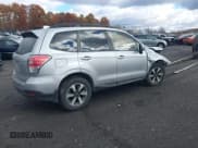 ✅ 2018 Subaru Forester Premium • VIN: JF2SJAGC7JH439728 • Lot: 43602994. Wystawiony na IAAI z przebiegiem 135 118 mil. Bezpłatny archiwum sprzedaży aukcyjnych z USA i szczegółowy raport historii pojazdu na DreamBid. Zdjęcie 4.