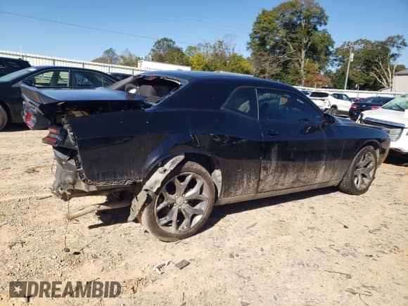 ✅ 2017 Dodge Challenger SXT Plus • VIN: 2C3CDZAG3HH626235 • Lot: 86849435. Listed on Copart with 107,450 mi. Free auction sales archive from the USA and detailed vehicle history report at DreamBid. Image 3.