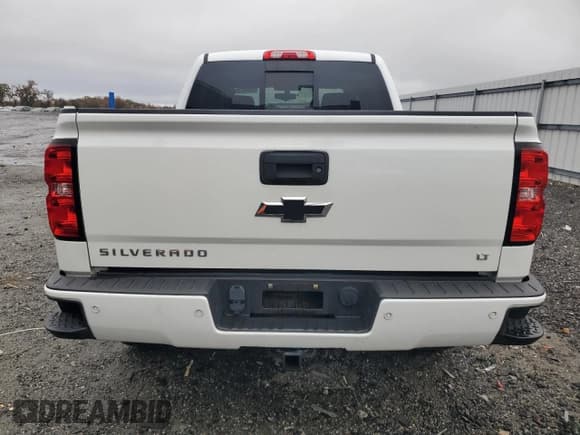 ✅ 2017 Chevrolet Silverado 1500 LT • VIN: 3GCUKREC8HG402925 • Lot: 90666135. Listed on Copart with 83,227 mi. Free auction sales archive from the USA and detailed vehicle history report at DreamBid. Image 6.