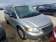 ✅ 2004 Chrysler Town & Country • VIN: 1C8GP45R54B549047 • Лот: 74229214. Опубликован ранее на Copart с пробегом 124 566 миль. Бесплатный доступ к архиву аукционных продаж из США и подробный отчёт об истории автомобиля на DreamBid. Изображение 5.