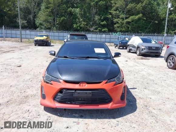 ✅ 2015 Scion tC • VIN: JTKJF5C79FJ006609 • Lot: 43083181. Wystawiony na IAAI z przebiegiem 225 343 mil. Bezpłatny archiwum sprzedaży aukcyjnych z USA i szczegółowy raport historii pojazdu na DreamBid. Zdjęcie 12.