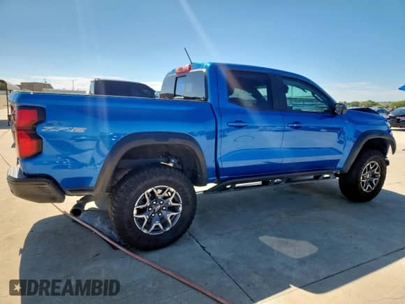 2023 Chevrolet Colorado 4WD ZR2 с VIN 1GCPTFEKXP1226893, выставлен на аукционе Copart как лот 65802355 с пробегом 29 467 миль миль и Чистый • Clean title. История ставок и продаж доступна на DreamBid. Изображение 3.
