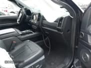 ✅ 2020 Ford Expedition Max Limited • VIN: 1FMJK2AT8LEA11950 • Lot: 42349349. Wystawiony na IAAI z przebiegiem 83 753 mil. Bezpłatny archiwum sprzedaży aukcyjnych z USA i szczegółowy raport historii pojazdu na DreamBid. Zdjęcie 5.