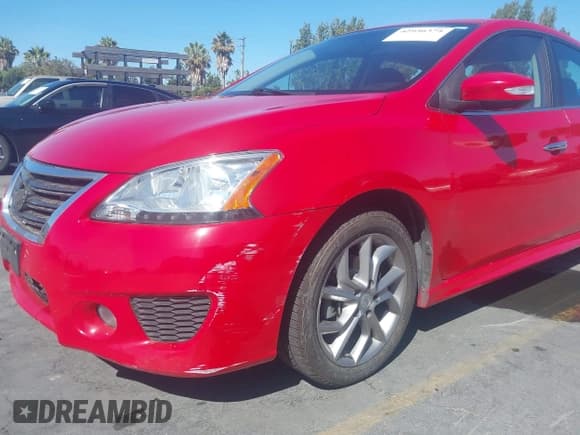 ✅ 2015 Nissan Sentra S • VIN: 3N1AB7AP7FY383536 • Lot: 42956374. Wystawiony na IAAI z przebiegiem Nie podano. Bezpłatny archiwum sprzedaży aukcyjnych z USA i szczegółowy raport historii pojazdu na DreamBid. Zdjęcie 6.